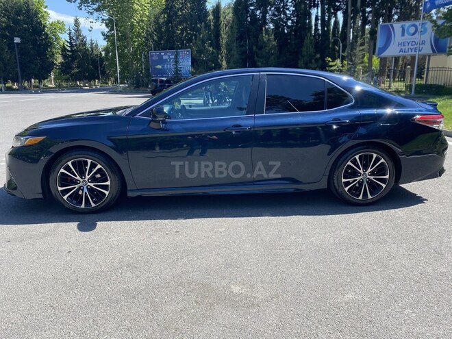 Toyota Camry-4