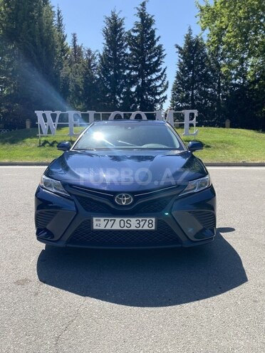 Toyota Camry-1
