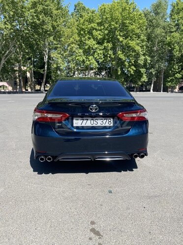 Toyota Camry-2