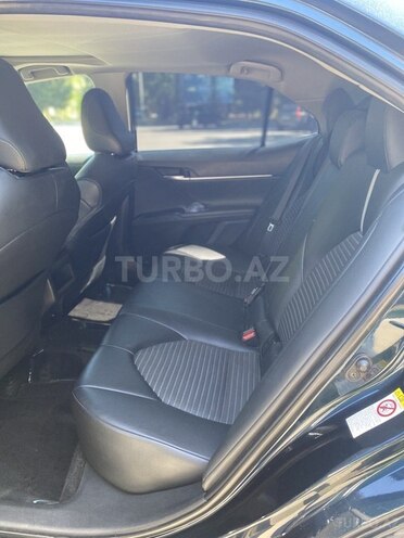 Toyota Camry-8