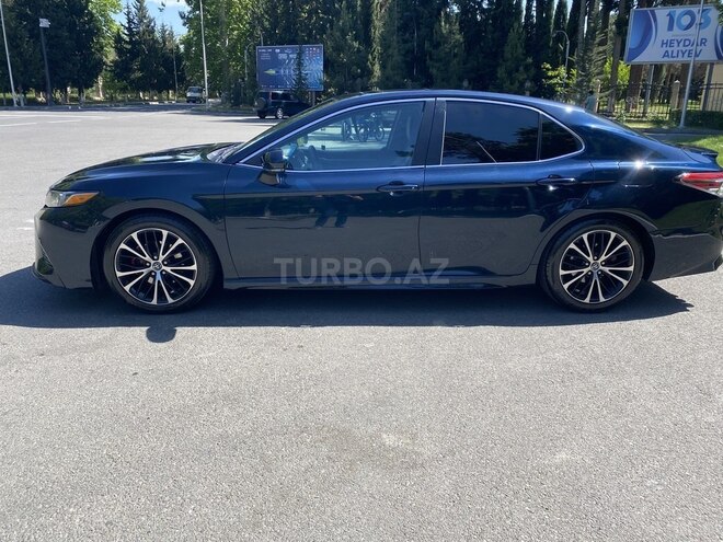 Toyota Camry-3