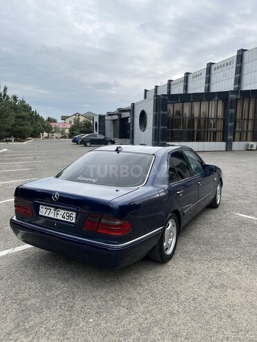 Mercedes E 200-6