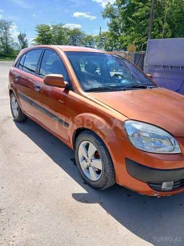 Kia Rio-3