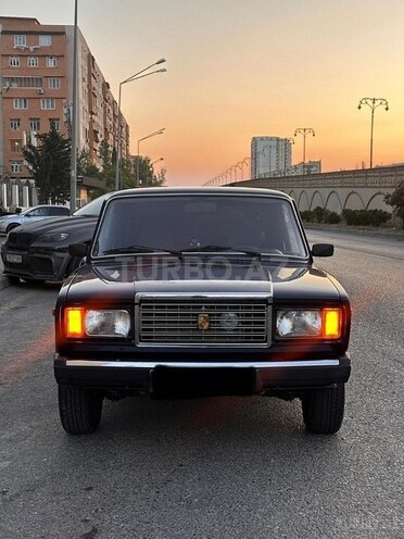 LADA (VAZ) 2107-1