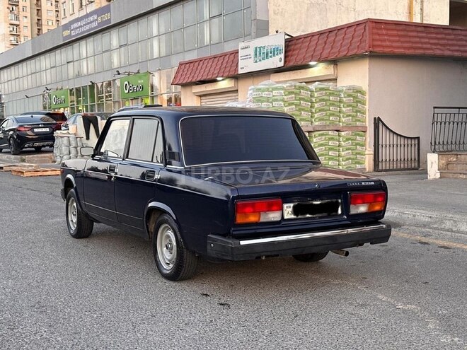 LADA (VAZ) 2107-4