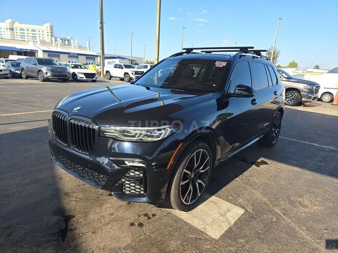 BMW X7-1