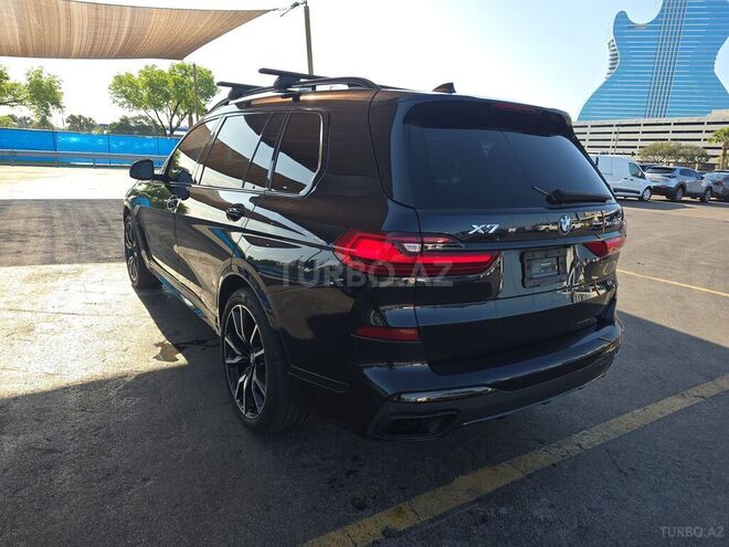 BMW X7-6