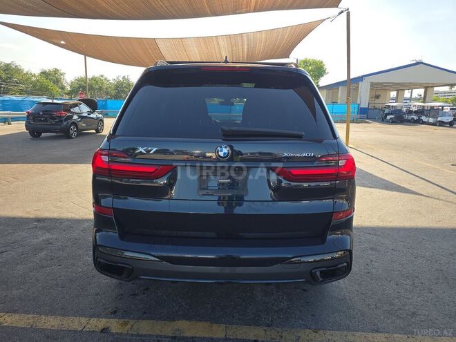 BMW X7-5