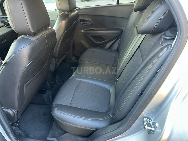 Chevrolet Trax-8