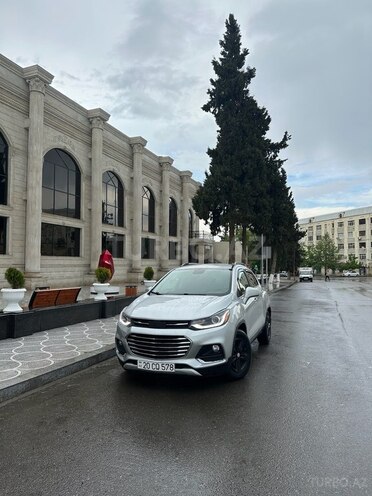 Chevrolet Trax-1