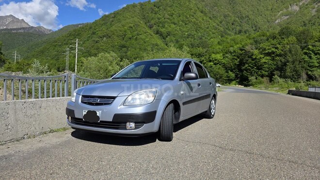 Kia Rio-1