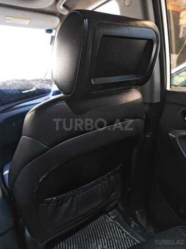 Hyundai Santa Fe-13