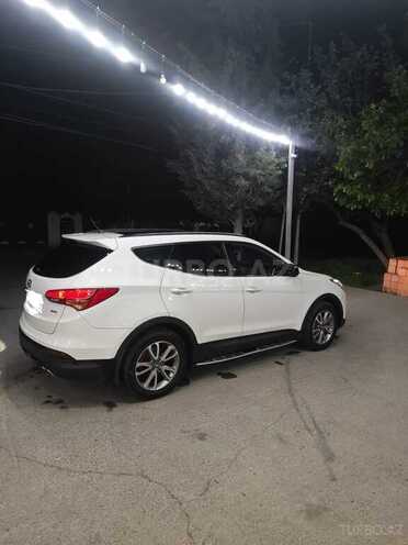 Hyundai Santa Fe-9