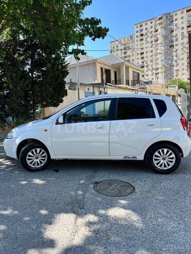 Chevrolet Kalos-6