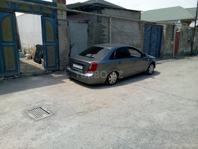 Chevrolet Lacetti-4