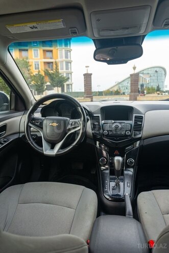 Chevrolet Cruze-11