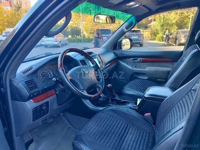 Toyota Land Cruiser Prado-8