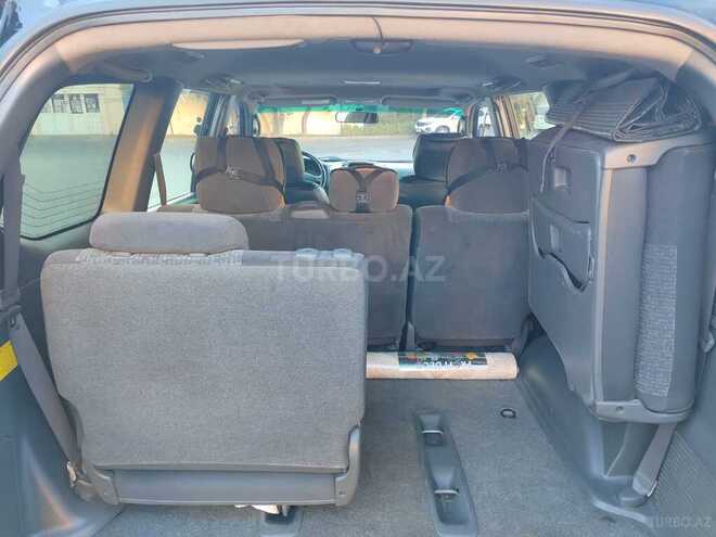 Toyota Land Cruiser Prado-13