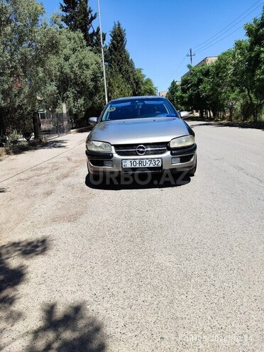 Opel Omega 1996, 450,000 km - 2.0 l - Şirvan