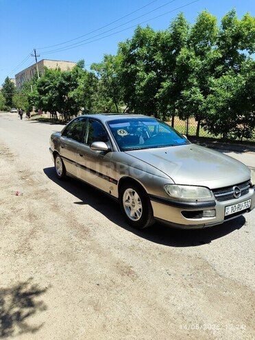 Opel Omega 1996, 450,000 km - 2.0 l - Şirvan
