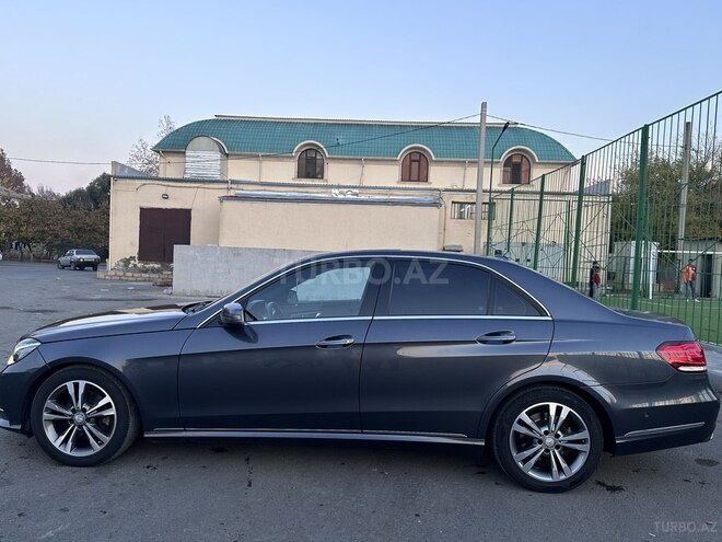 Mercedes E 220-7