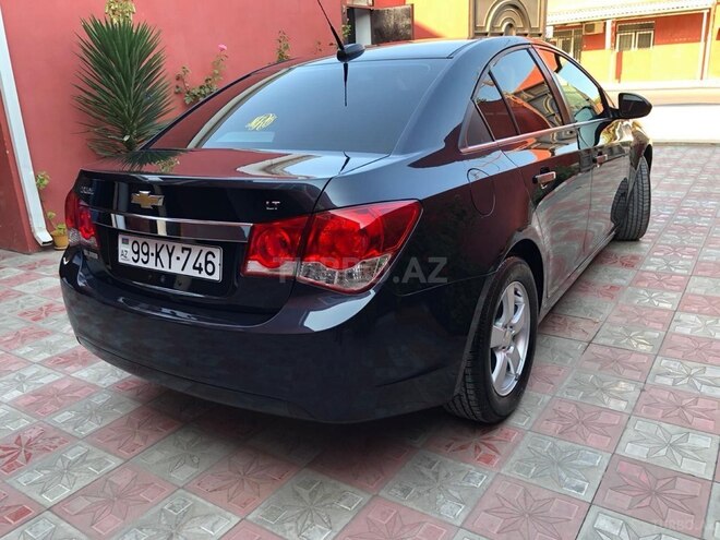 Chevrolet Cruze-2
