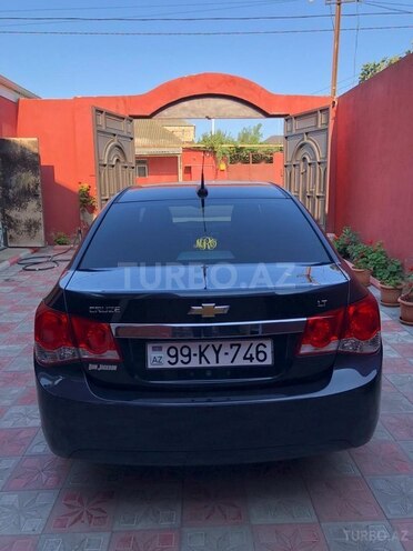 Chevrolet Cruze-9