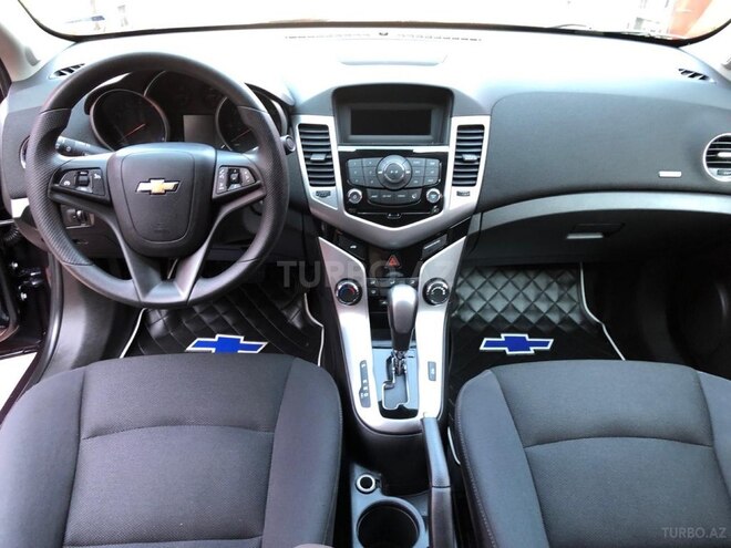 Chevrolet Cruze-7