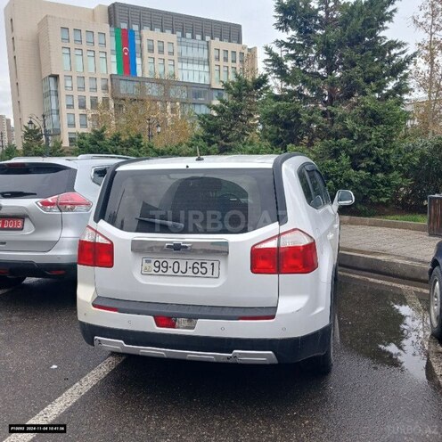 Chevrolet Orlando-20