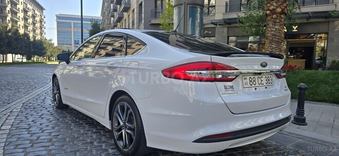 Ford Fusion (North America)-13