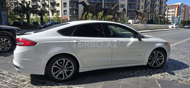 Ford Fusion (North America)-20