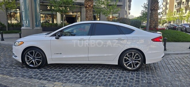 Ford Fusion (North America)-9