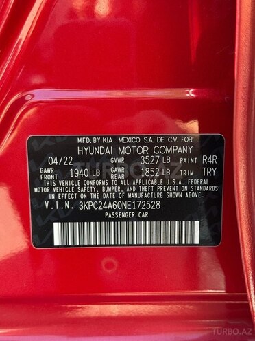 Hyundai Accent-7