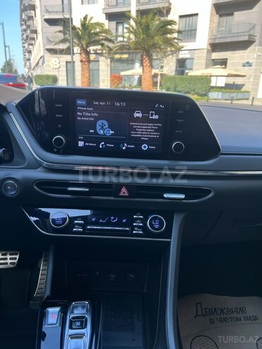 Hyundai Sonata-17