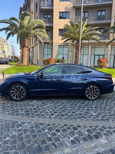 Hyundai Sonata-14