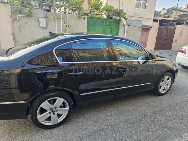 Volkswagen Passat-2