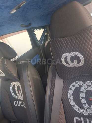 Nissan Note-7