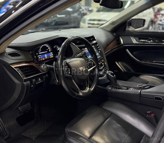 Cadillac CTS-13