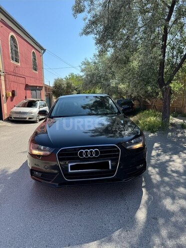 Audi A4-4