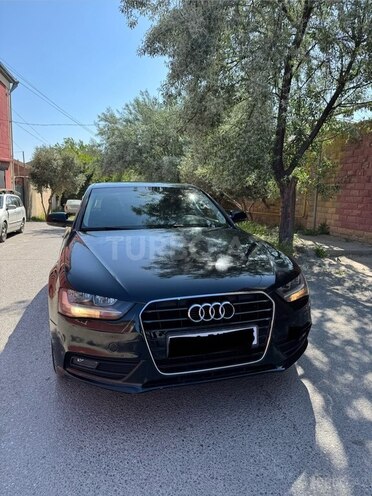 Audi A4-18