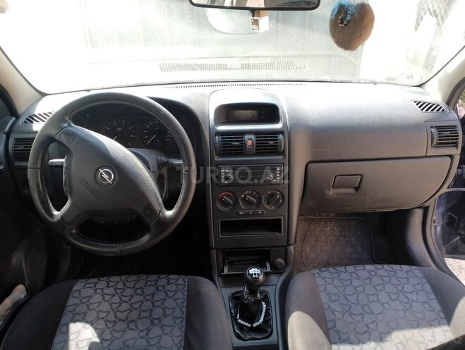 Opel Astra-3