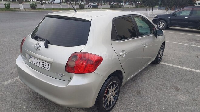 Toyota Auris-9