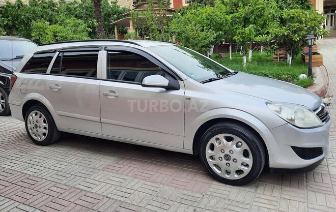 Opel Astra-2