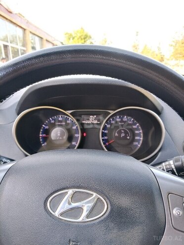 Hyundai ix35-4