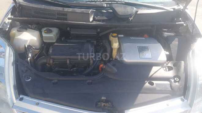 Toyota Prius-2