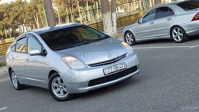 Toyota Prius-18