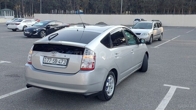 Toyota Prius-15