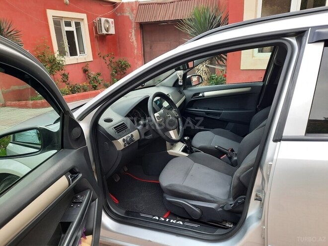 Opel Astra-13