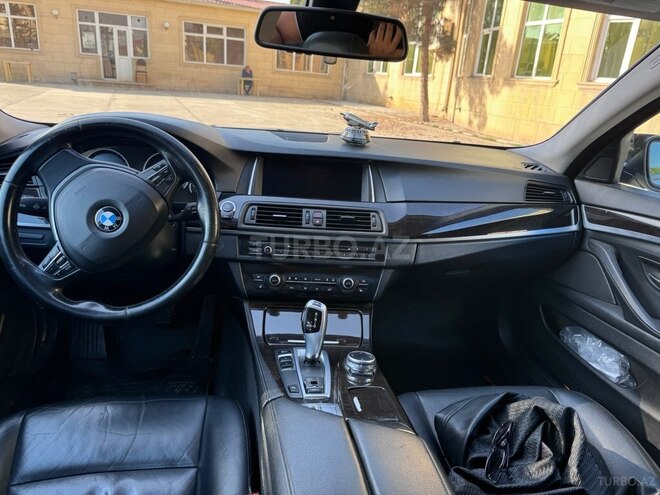 BMW 528-9
