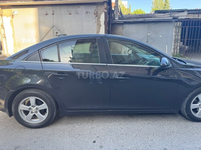 Chevrolet Cruze-3